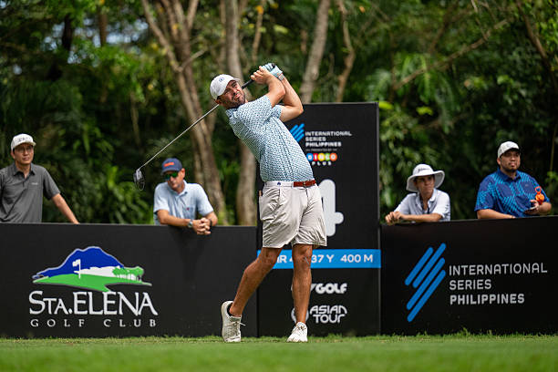 Wesley Bryan in Light Blue Polo & Beige Shorts at the International Series Philippines