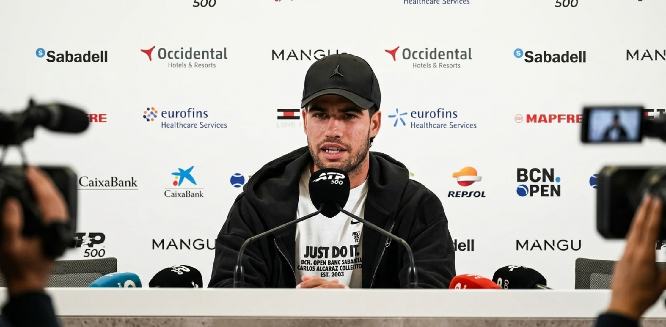 Carlos Alcaraz Barcelona Open Banc Sabadell 2026 black Nike Court Tech Fleece press conference hoodie