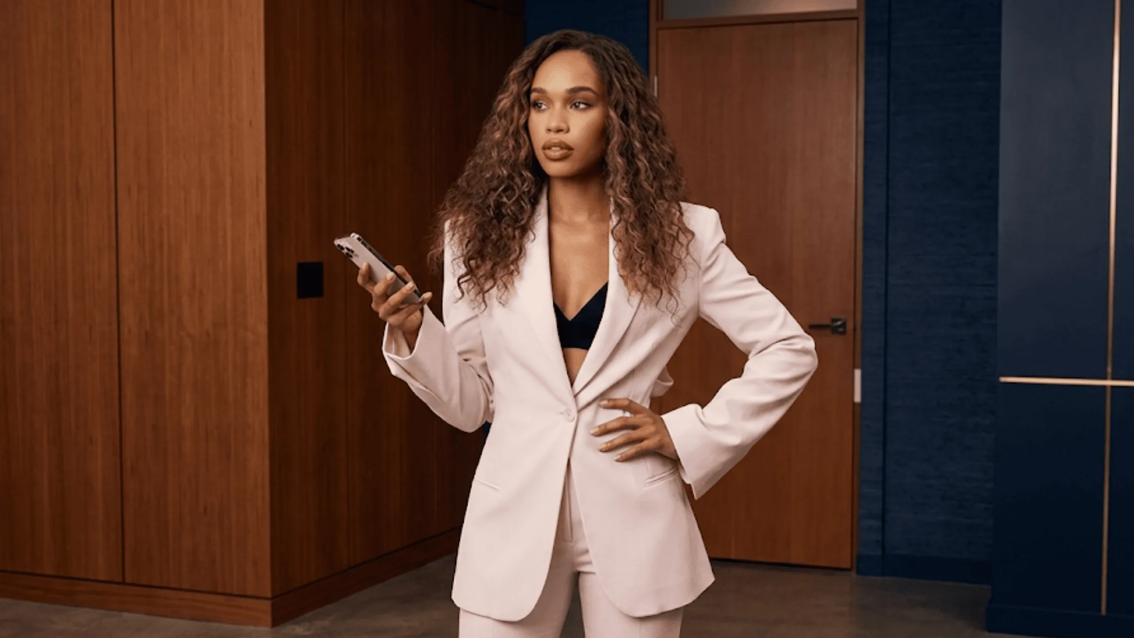 Ebony Wilder Nemesis white single-breasted tailored blazer featuring a sharp notch lapel and sleek structured silhouette.