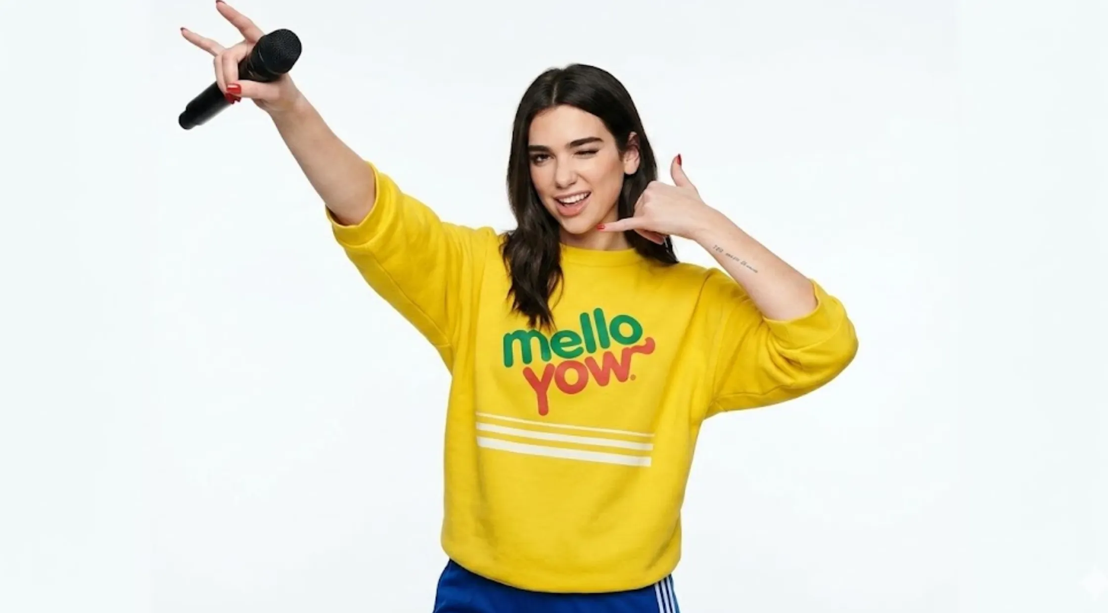 Dua Lipa Mello Yello Oversized Yellow Sweatshirt with Retro Graphic Print and Drop Shoulder Design
