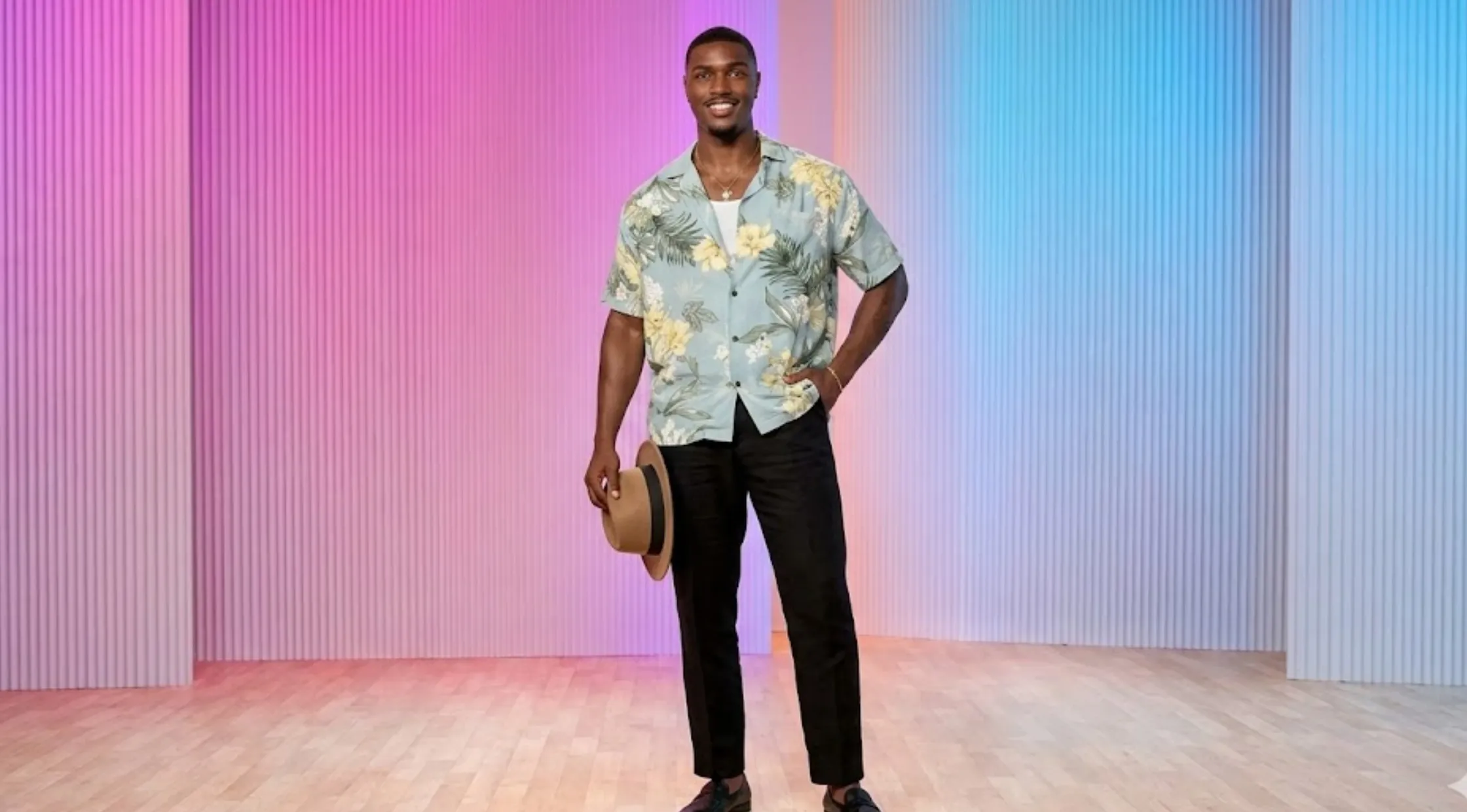 Perfect Match S04 Damari Davis Bamboo Ginger Print Camp Collar Tropical Shirt