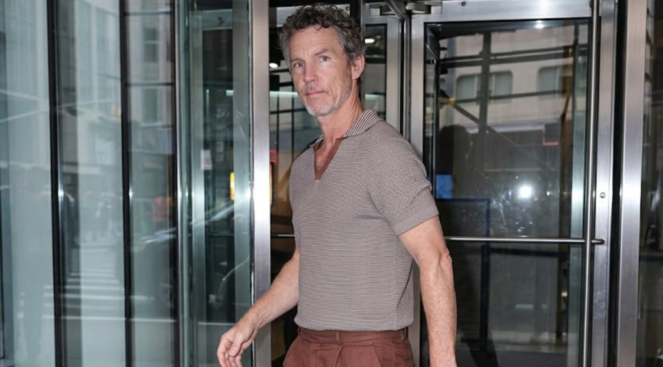 Shawn Hatosy New York City 2026 Brown Textured Knit Polo Shirt with Johnny Collar