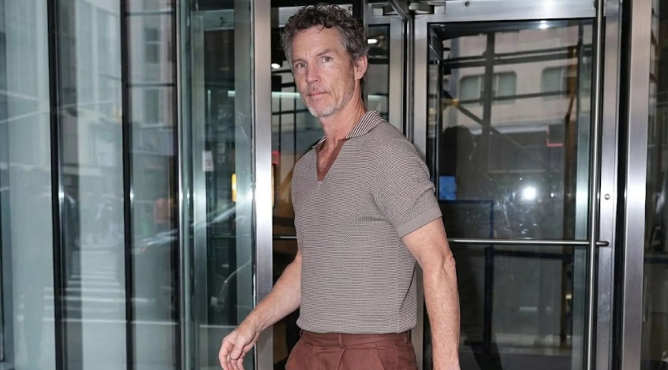 Shawn Hatosy New York City 2026 Brown Textured Knit Polo Shirt with Johnny Collar