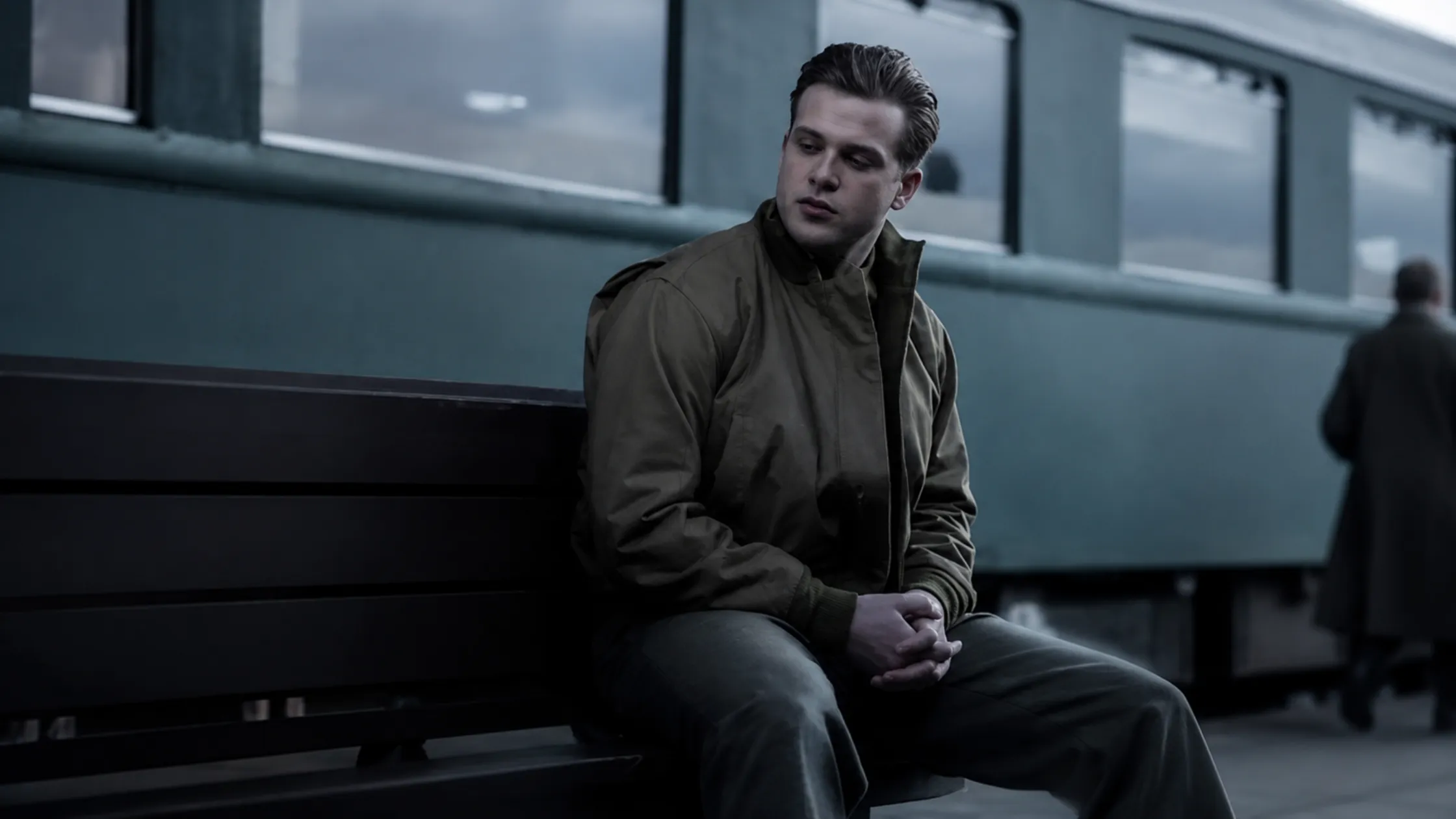 How to Recreate Leo Woodall's Timeless Style with the Leo Woodall Nuremberg Brown Jacket