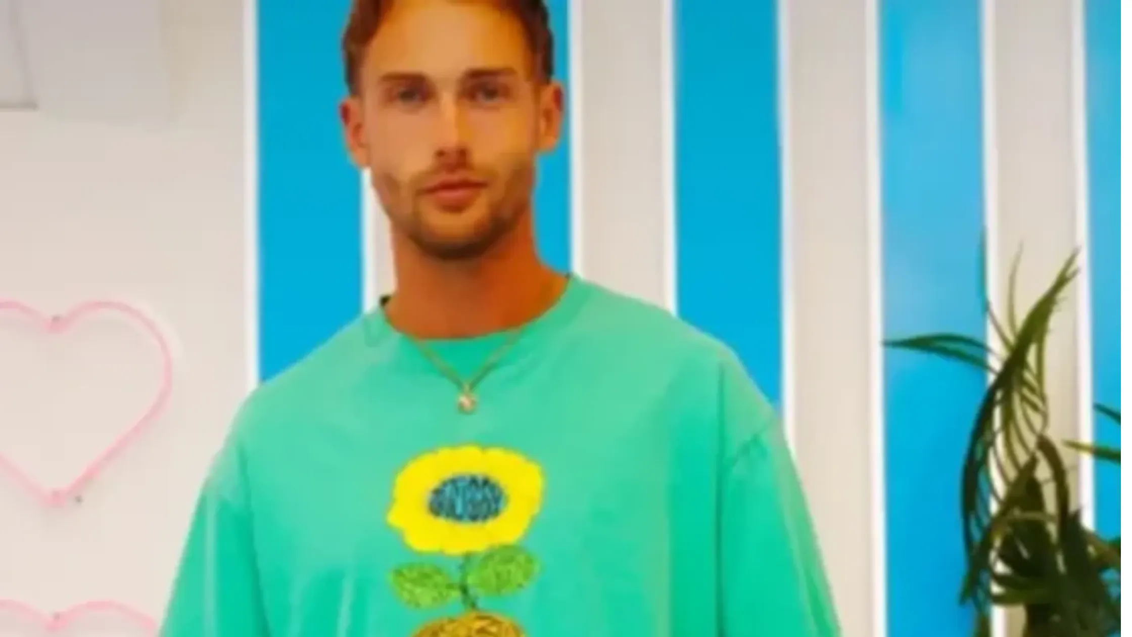 Why the Love Island UK S13 Tommy Murphy Flower Tee Is the Ultimate Streetwear Pick