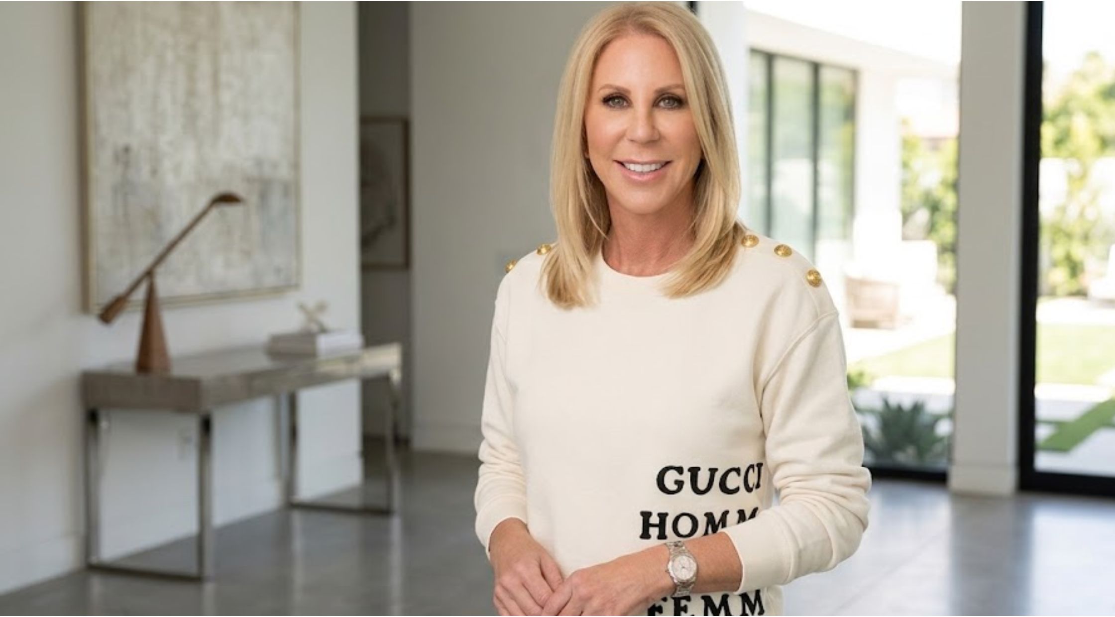 How to Style the Vicki Gunvalson Inspired Cream Graphic Sweater for a Chic Celebrity Look
