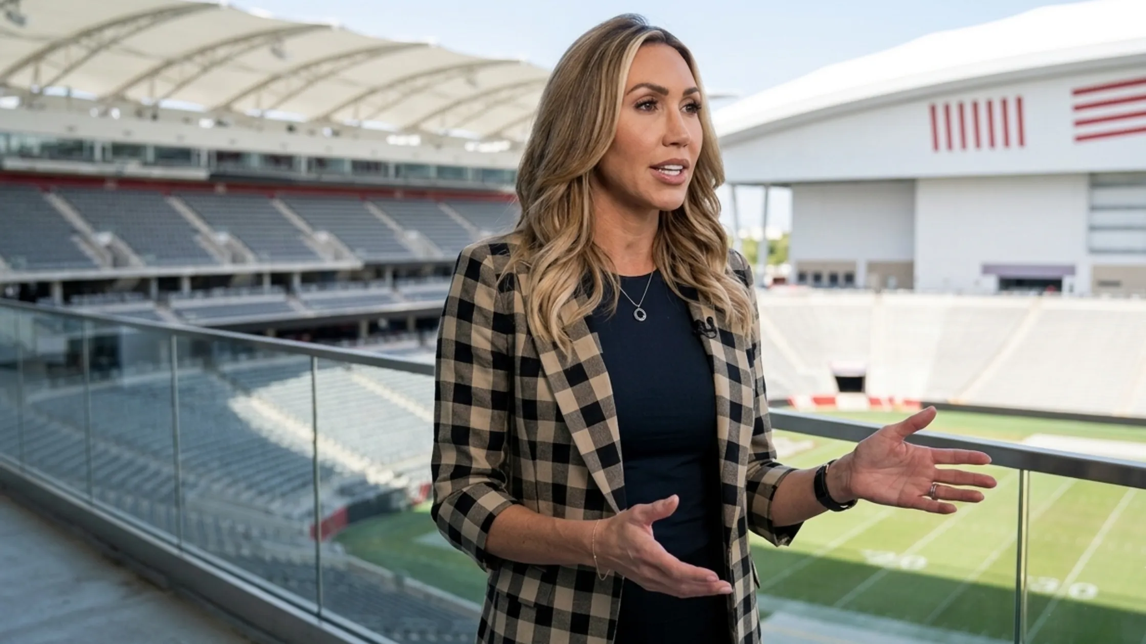 Lara Trump Check Blazer