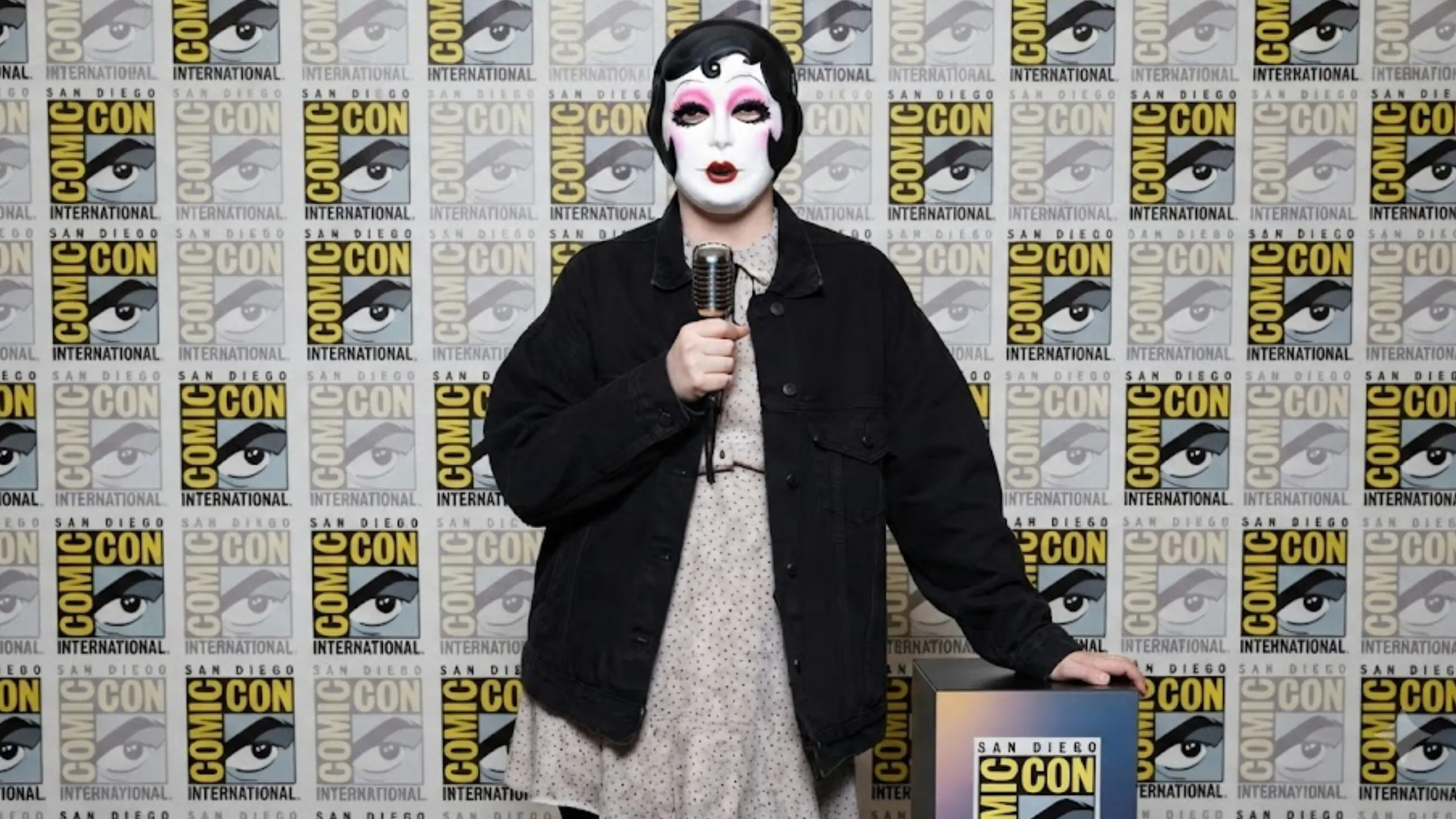 The Strangers Chapter 2 Comic Con Madelaine Petsch Black Denim Jacket