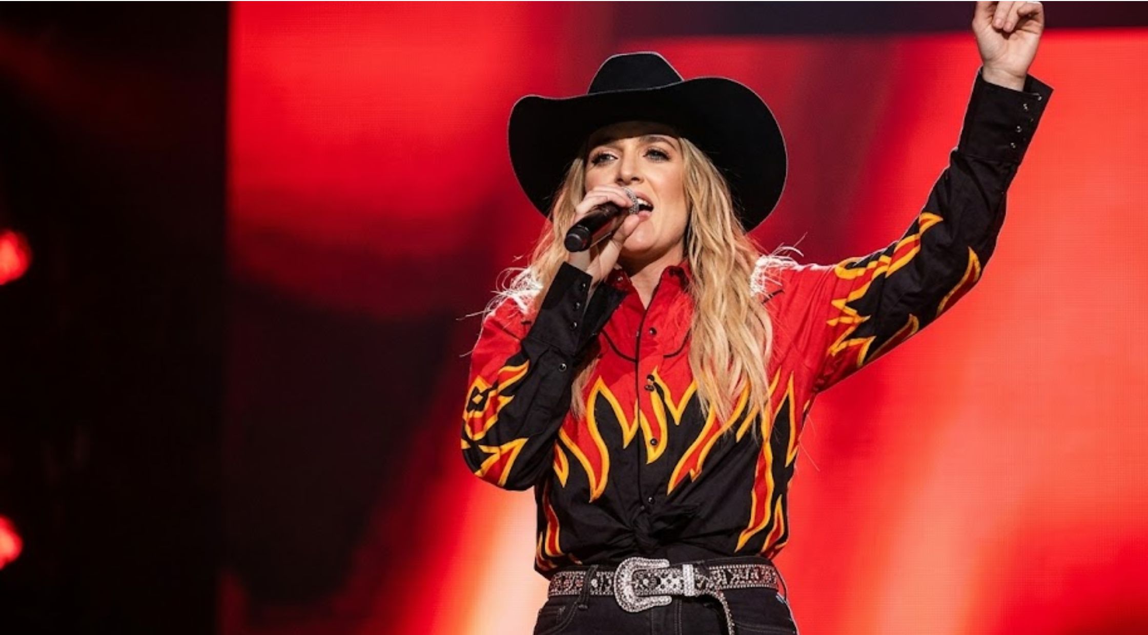 How to Get the Keepin Country Cool Lainey Wilson Flame Print Shirt and Rock Her Signature Western Style