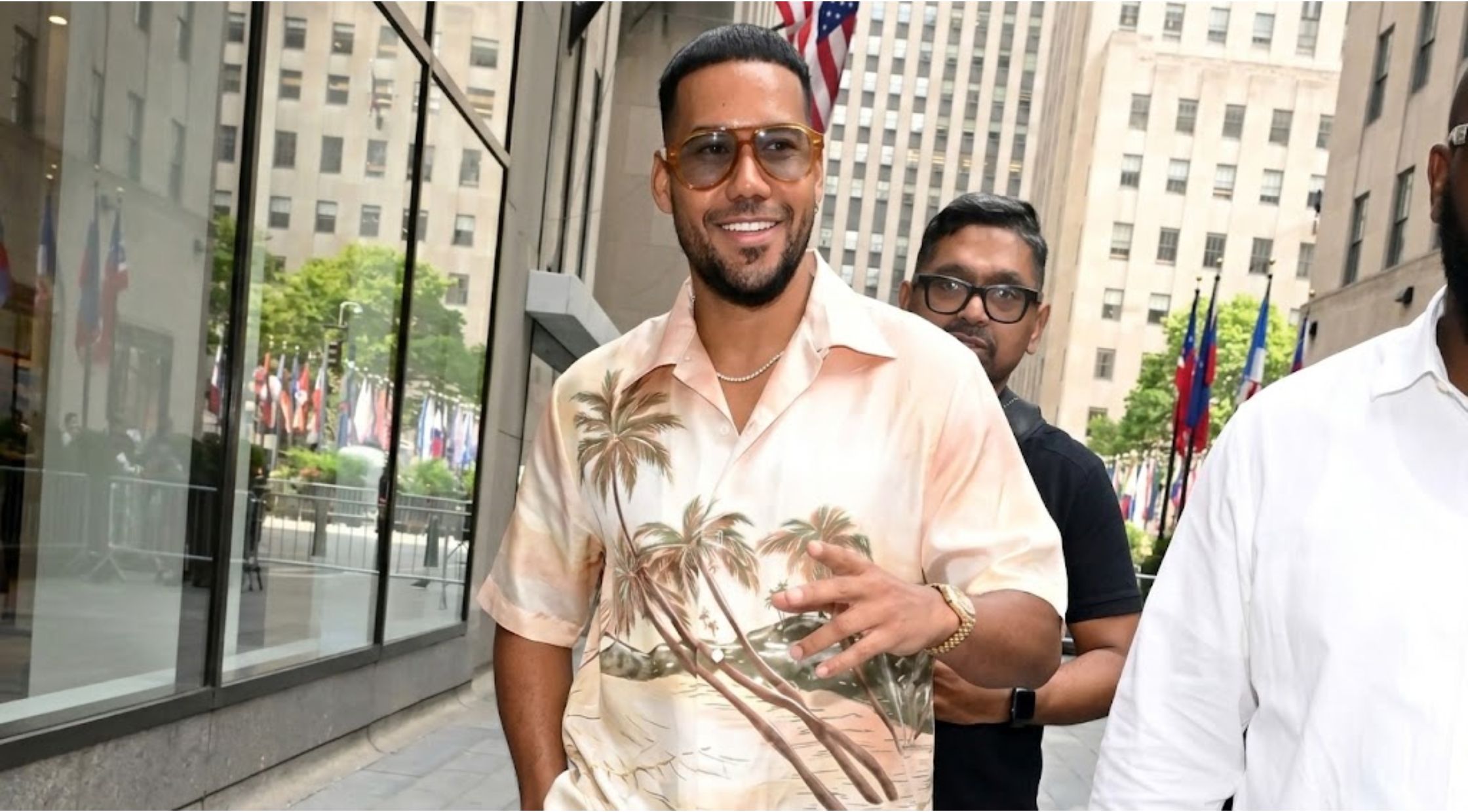Why Romeo Santos’ Cream Tropical Palm Tree Resort Shirt in NYC is a Latin Pop Fashion Grail