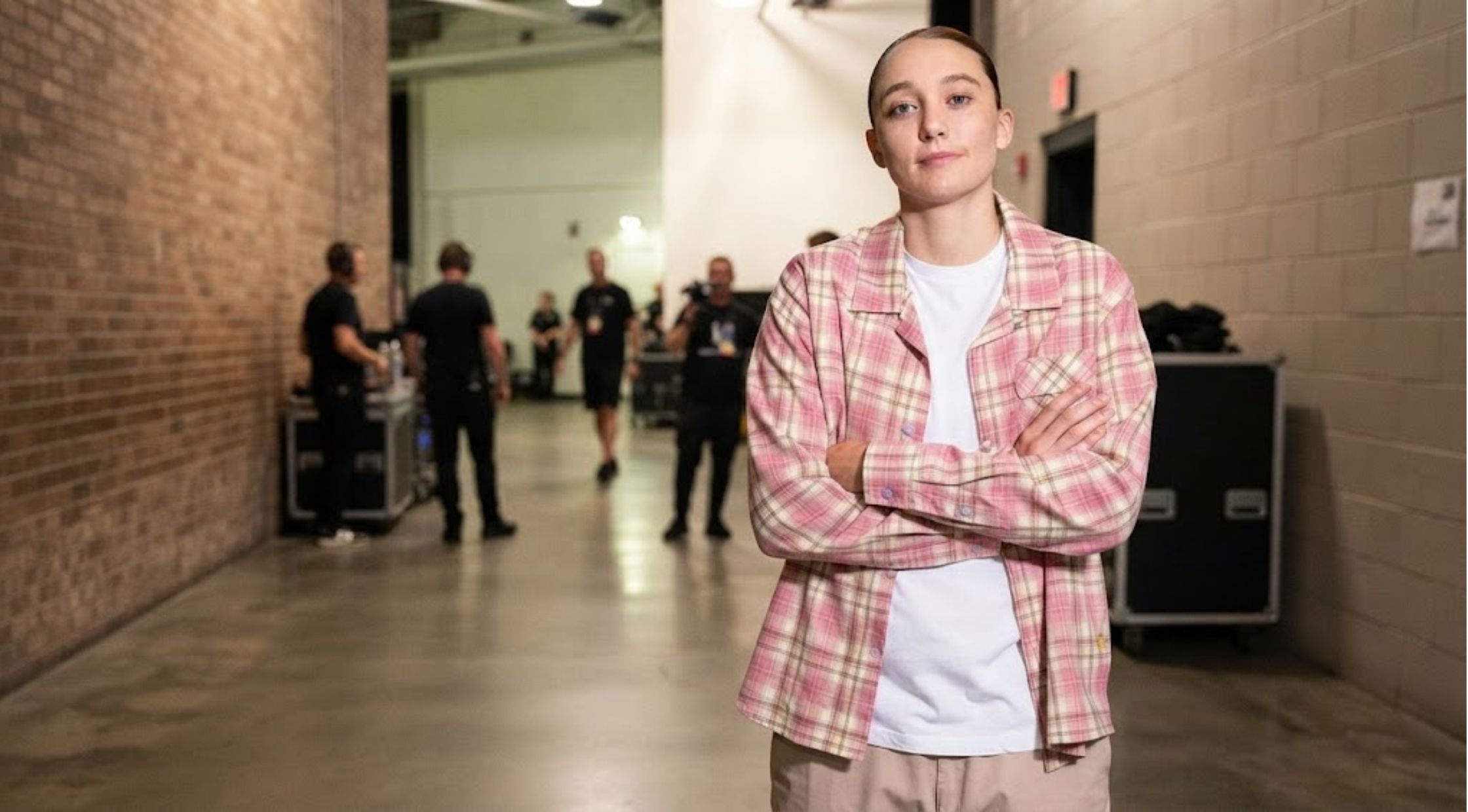 Why Paige Bueckers’ Pink Plaid Shirt at the Dallas Wings vs. Minnesota Lynx Match is a WNBA Tunnel Fashion Grail