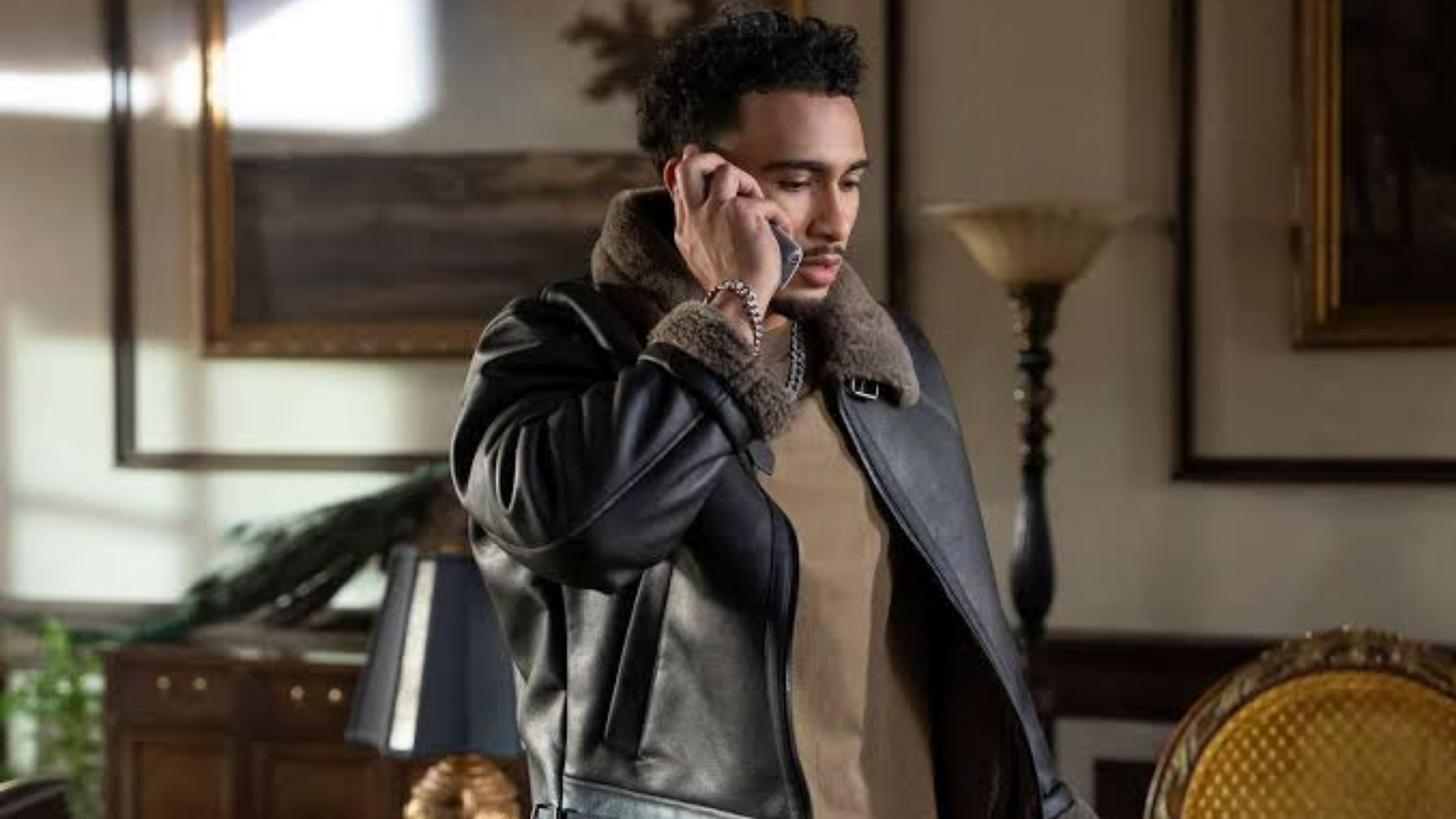 Looking for the Beauty in Black Xavier Smalls Shearling Black Leather Jacket?