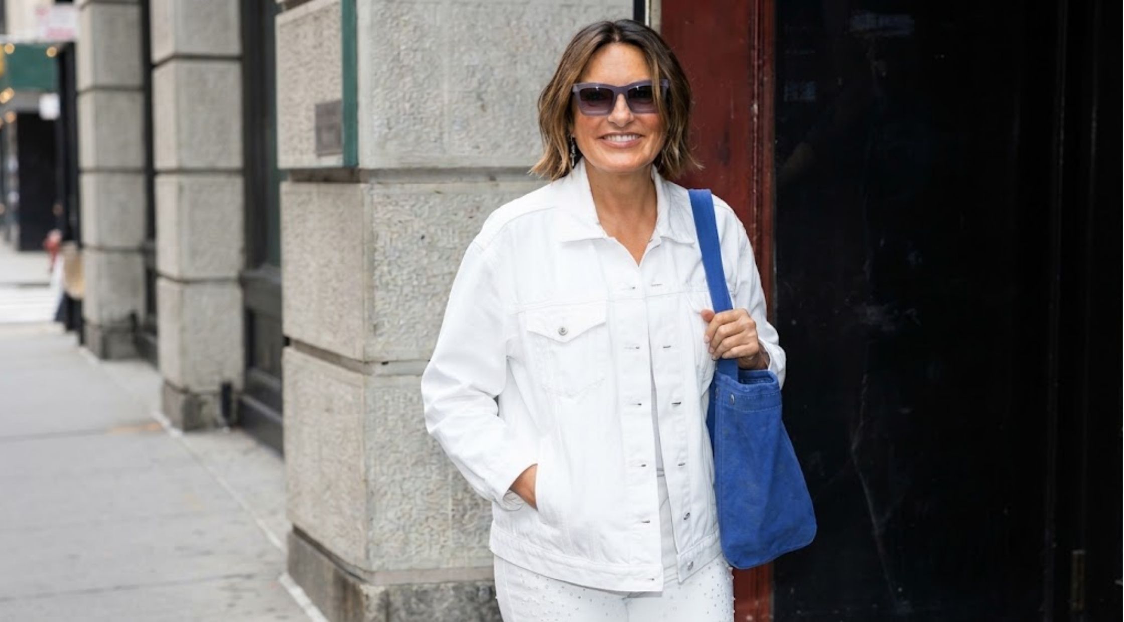 How to Style the Mariska Hargitay New York Knicks Jacket for a Chic Street Look