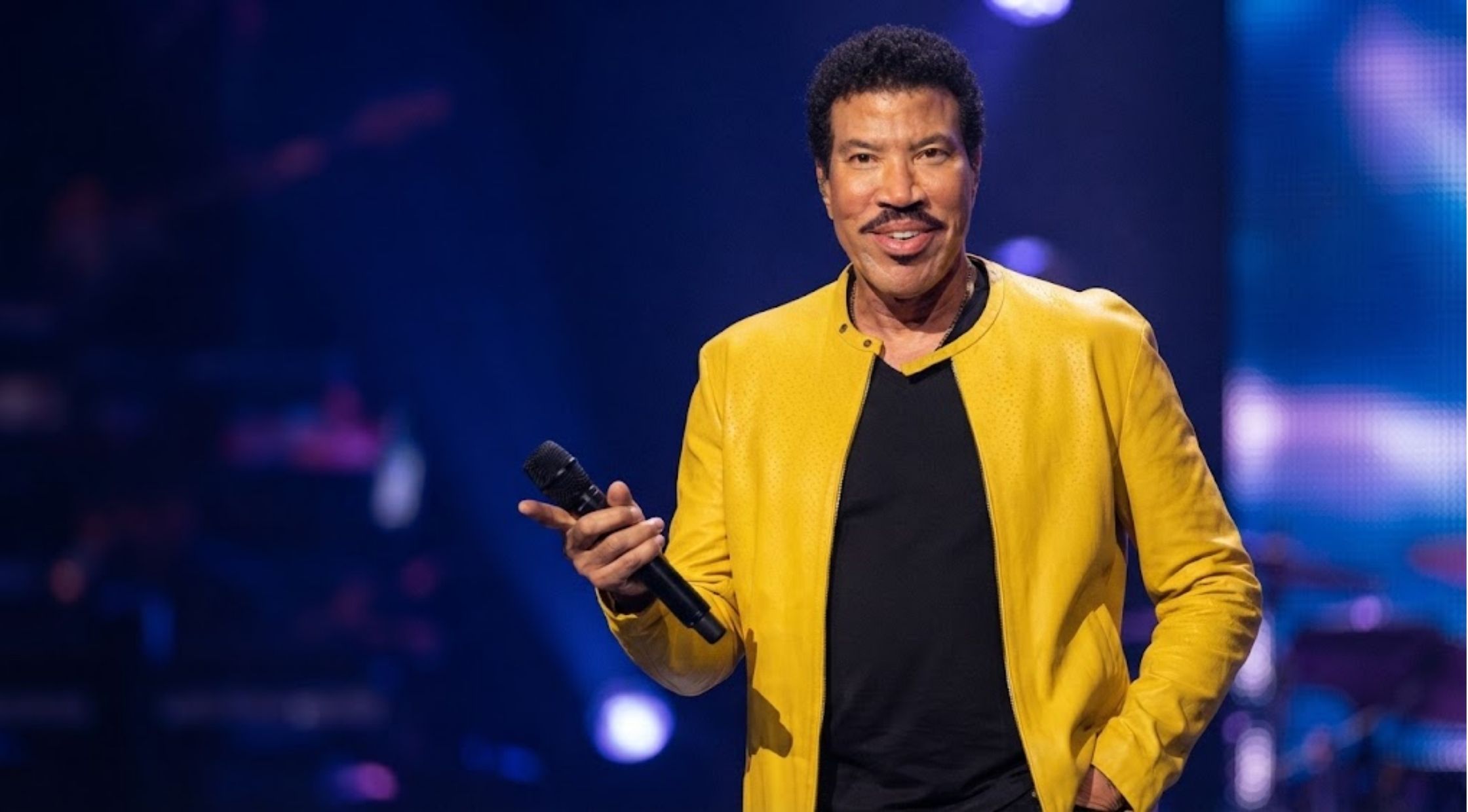 How to Get Lionel Richie’s Bold Muny Leather Jacket Look