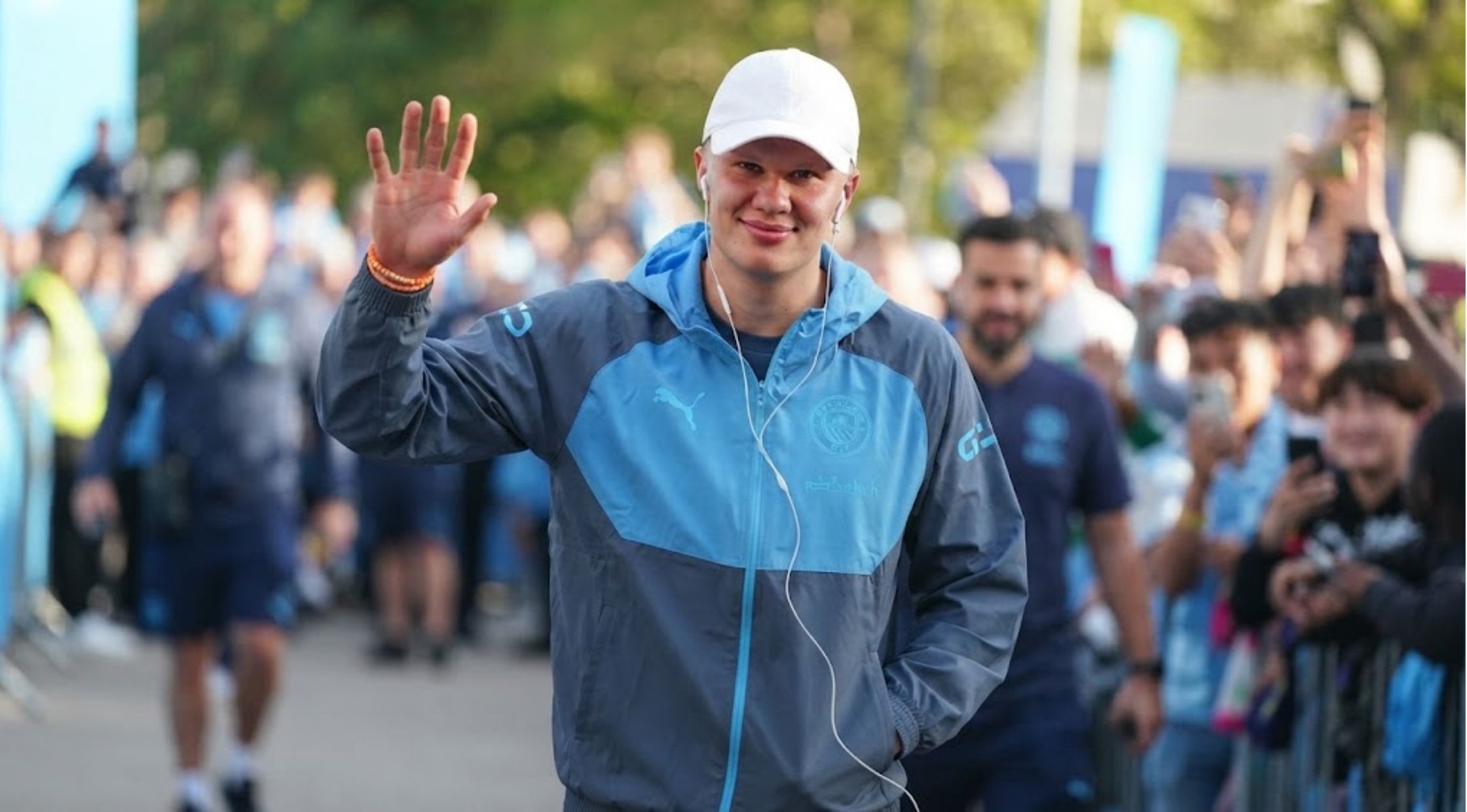 How to Style the Erling Haaland Manchester City Blue Jacket for a Sporty Look