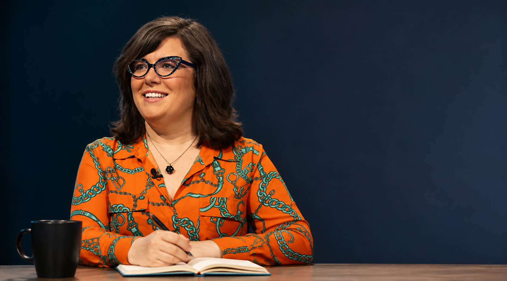 Jeopardy Masters S03 Victoria Groce Orange Chain Print Blouse
