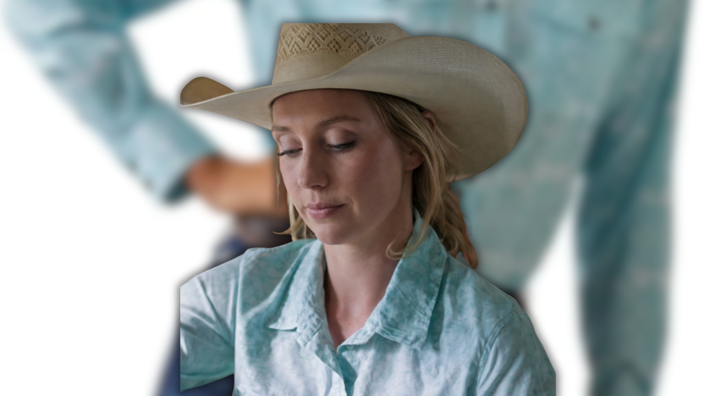 Amy Fleming’s Printed Shirt Look in Heartland S19: Casual Western Style Inspiration