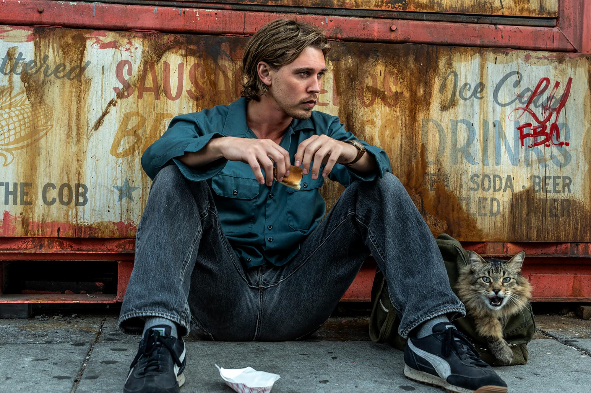 How Caught Stealing (2025) Uses Fashion to Define Its Characters