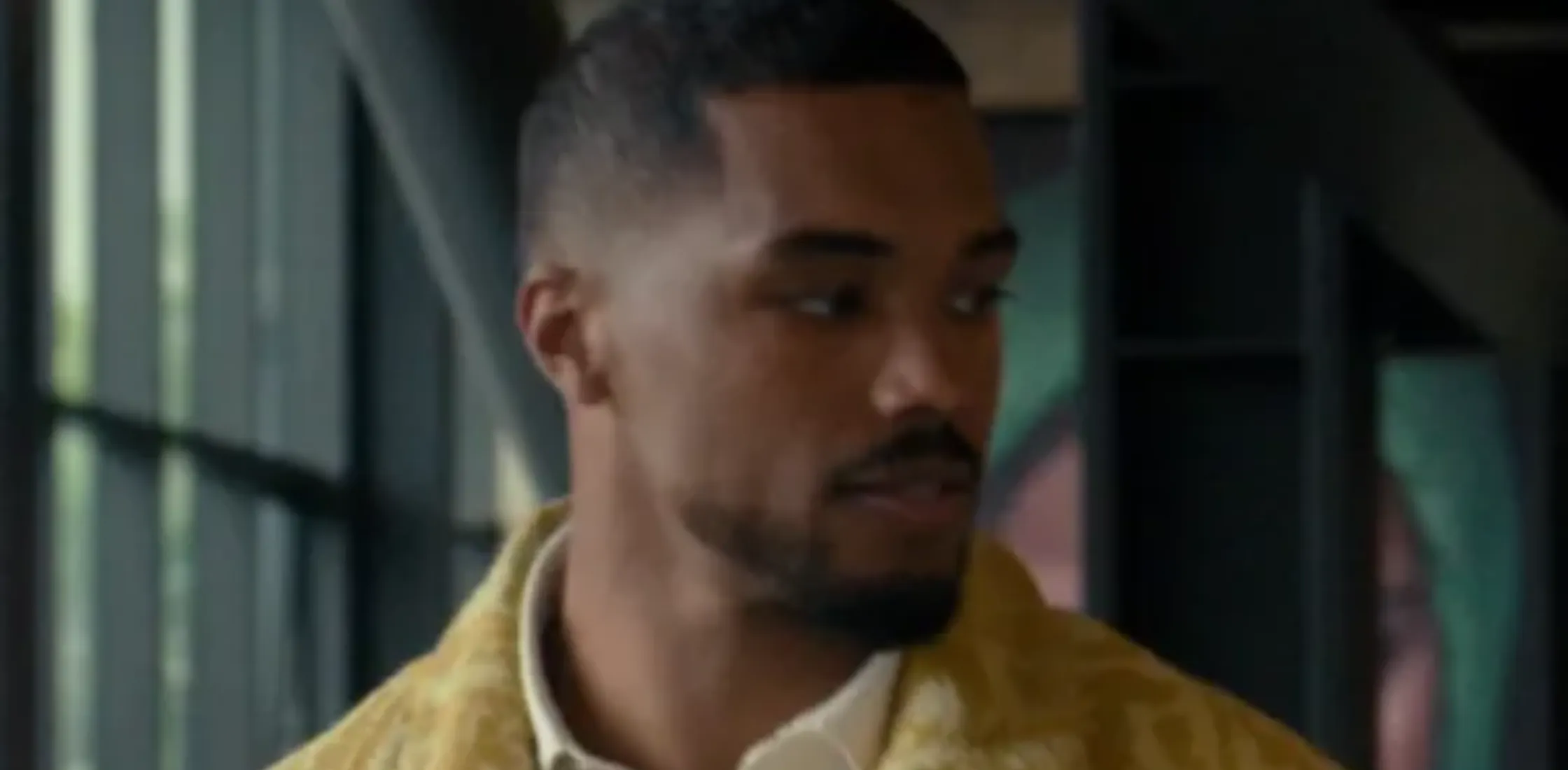 Rome Flynn Imperfect Women S01 Yellow Textured Jacquard Trucker Jacket