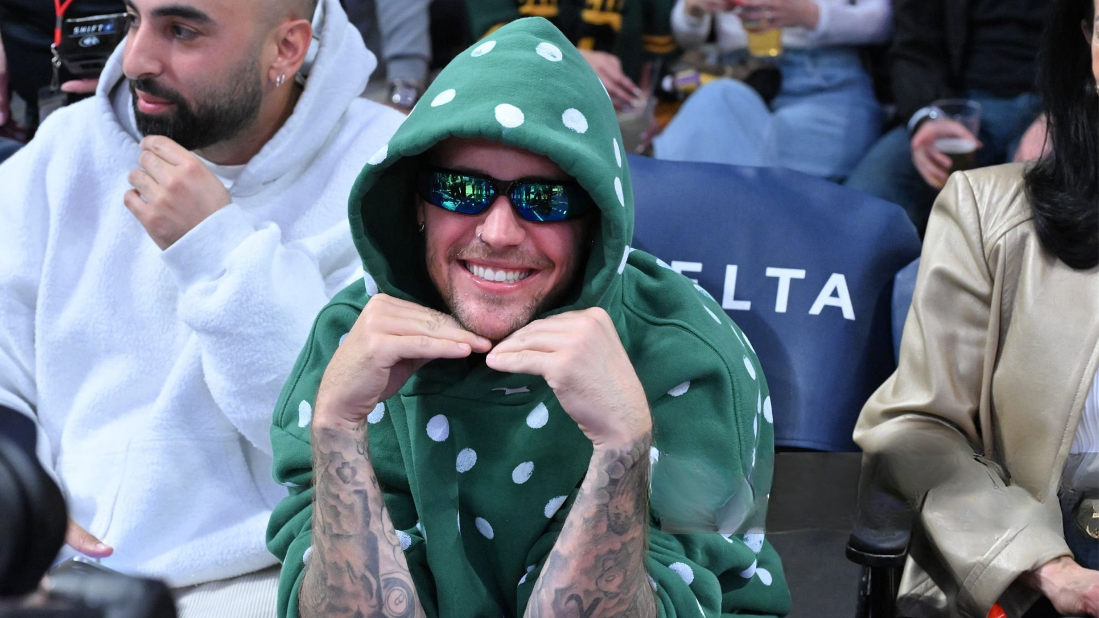 justin-bieber’s-2026-lakers-game-look-the-hand-stamped-white-polka-dot-green-hoodie-that-stole-the-show.png