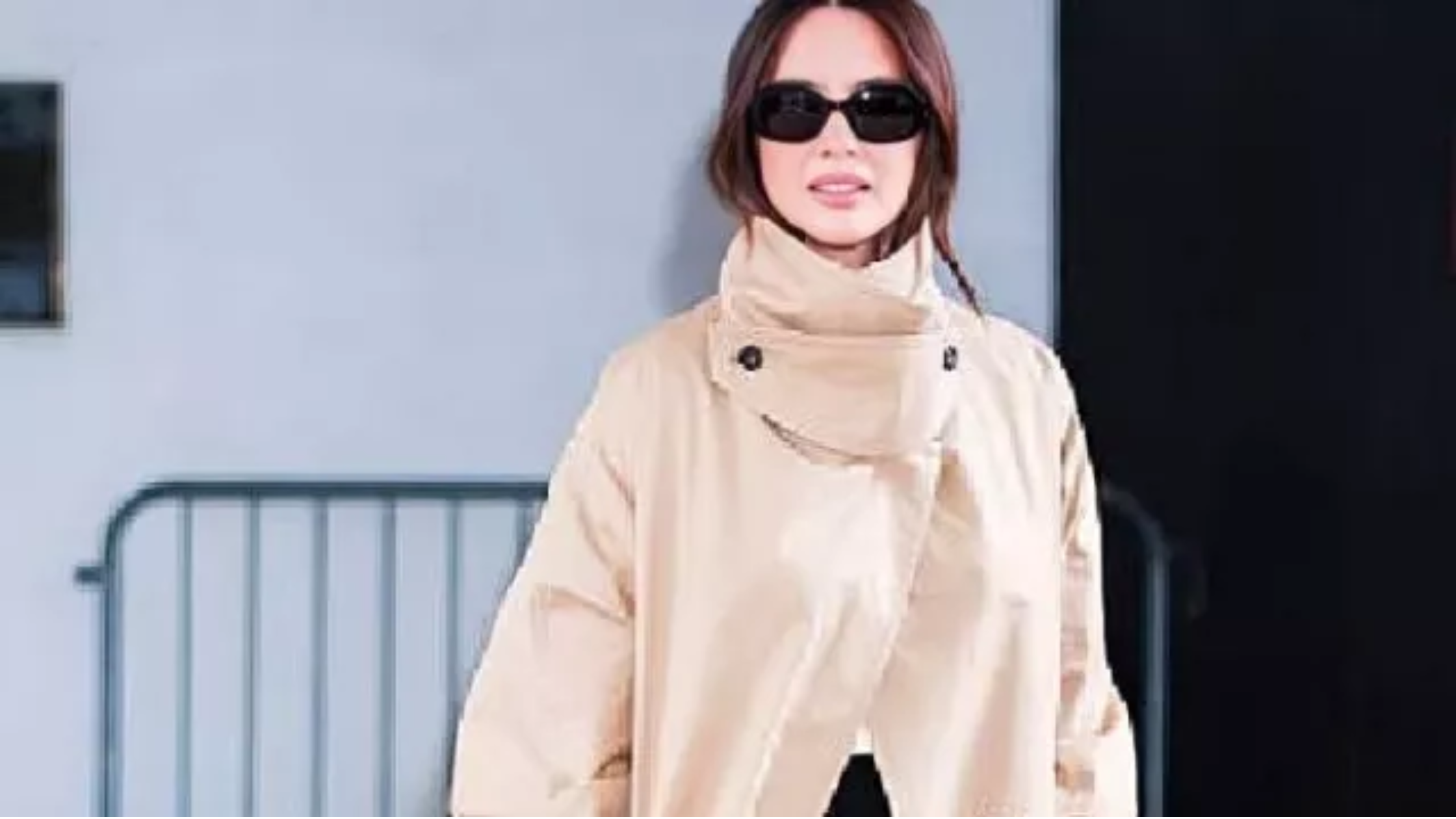 Olivia Munn The Drew Barrymore Show Coat: A Timeless Trench Statement of Modern Elegance