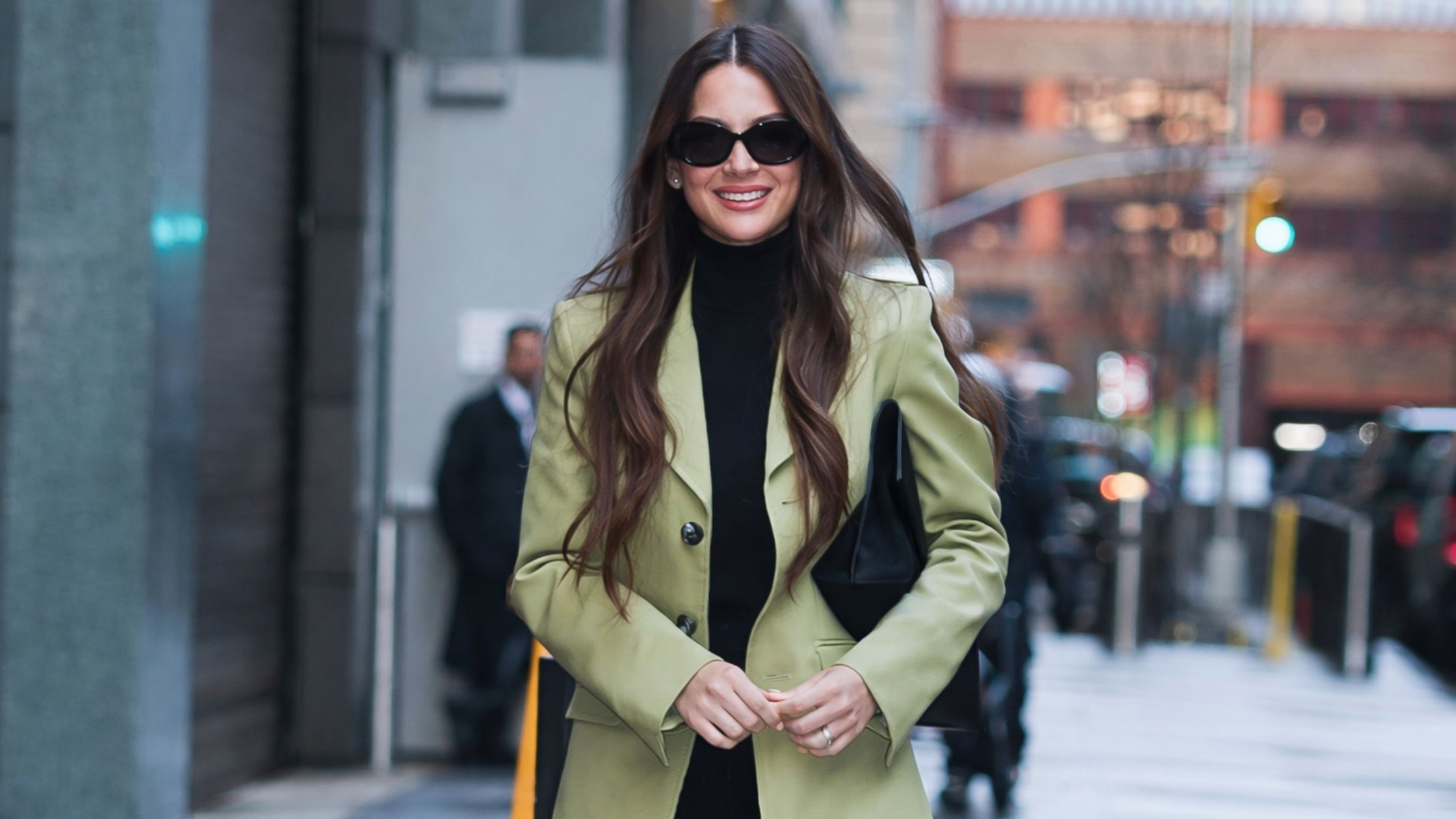 Olivia Munn’s Blazer Look on Good Morning America 2026: Modern Power Dressing