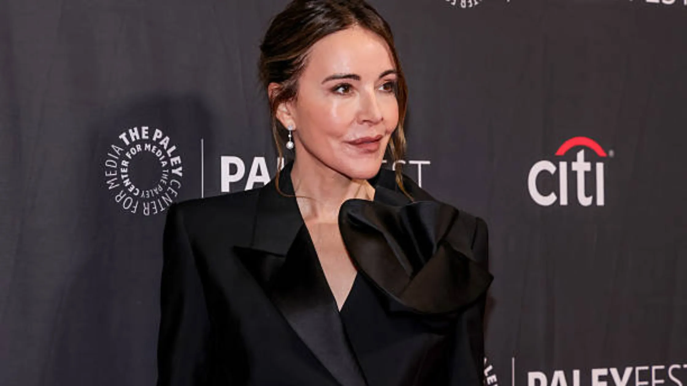 The Christa Miller 2026 PaleyFest LA: Apple TV’s “Shrinking” Blazer for Modern Red-Carpet Elegance