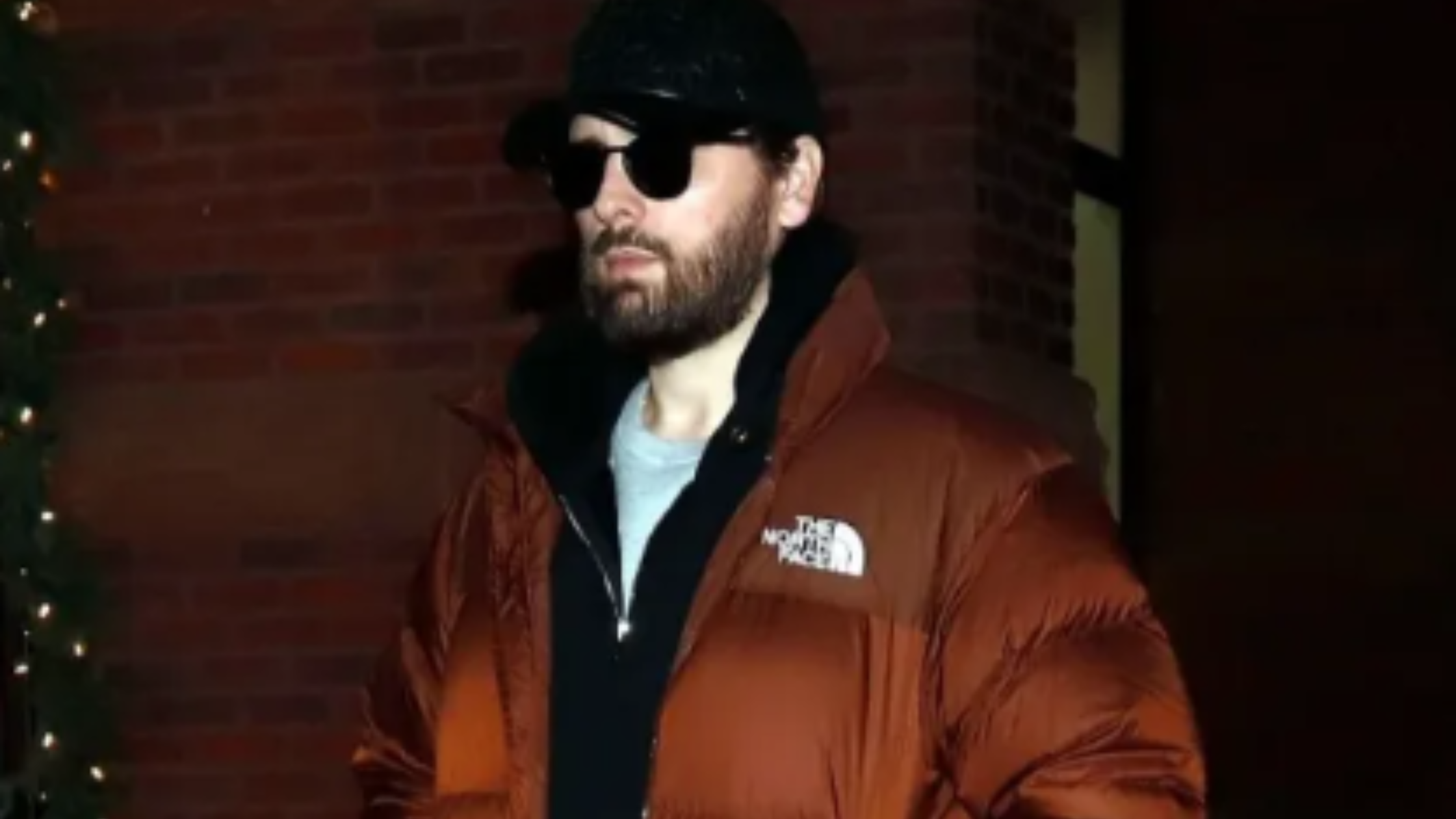 The North Face Puffer Jacket Worn by Scott Disick in Aspen 2025 Defines Cold Weather Fashion